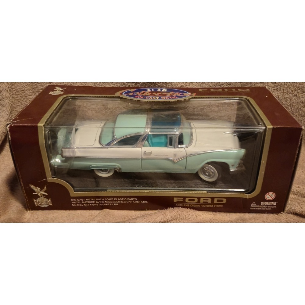 1955 FORD FAIRLANE‎ CROWN VICTORIA